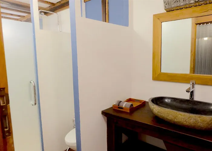 Pilou Boutique Bed & Breakfast 4*
