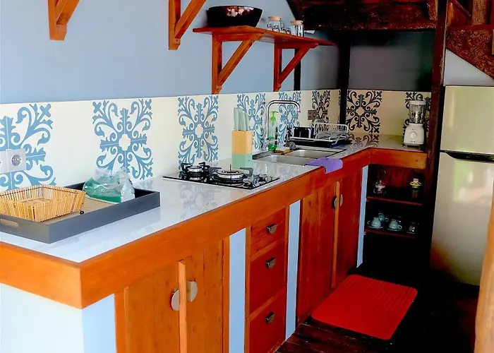 Pilou Boutique 4*
