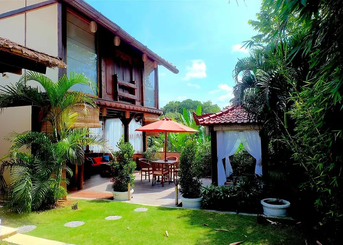 Pilou Boutique 4*